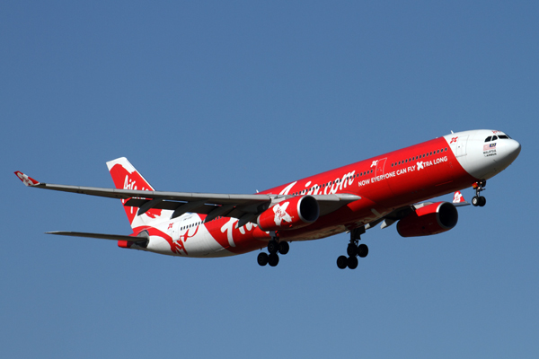 AIR ASIA X AIRBUS A330 300 MEL RF IMG_2721.jpg