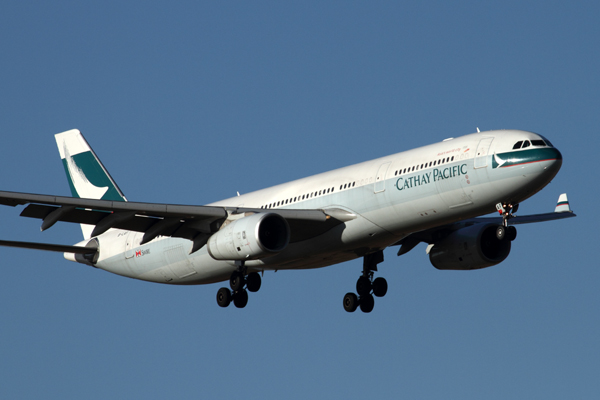 CATHAY PACIFIC AIRBUS A330 300 MEL RF IMG_2648.jpg