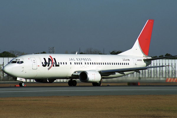 JAL EXPRESS BOEING 737 400 ITM 1916 14.jpg