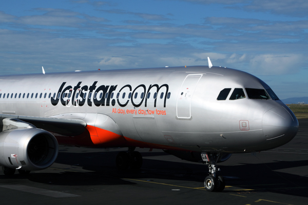 JETSTAR AIRBUS A320 HBA RF IMG_2926.jpg