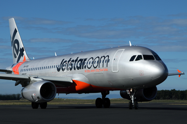 JETSTAR AIRBUS A320 HBA RF IMG_2932.jpg