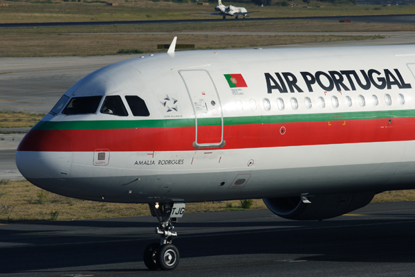 AIR PORTUGAL AIRBUS A321 LIS RF IMG_6054.jpg