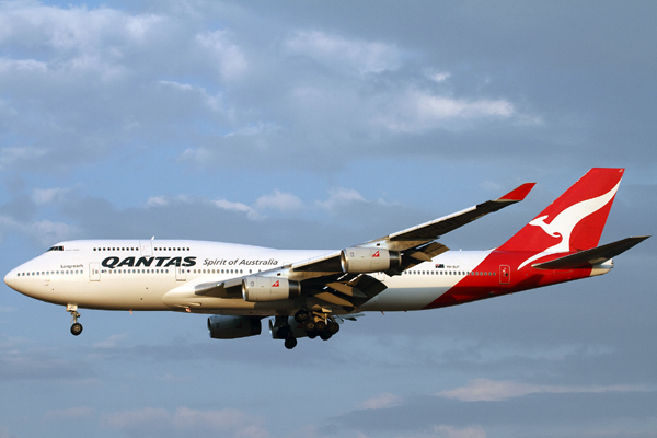 QANTAS BOEING 747 400 JNB RF IMG_4140.jpg