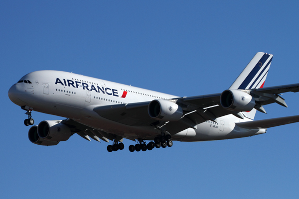 AIR FRANCE AIRBUS A380 JNB RF IMG_4551.jpg