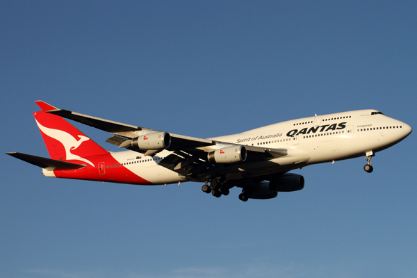 QANTAS BOEING 747 400 JNB RF IMG_4445.jpg