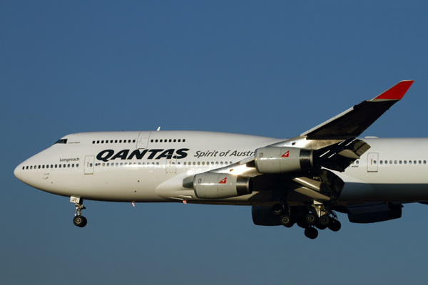 QANTAS BOEING 747 400 JNB RF IMG_4817.jpg