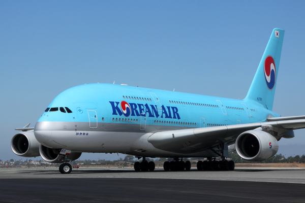 KOREAN AIR AIRBUS A380 LAX RF IMG_6761.jpg