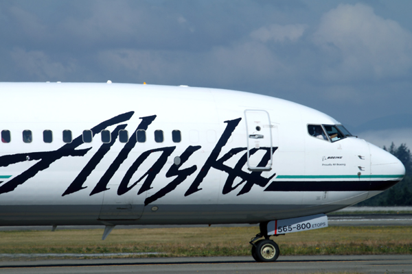 ALASKA BOEING 737 800 SEA RF IMG_5823.jpg