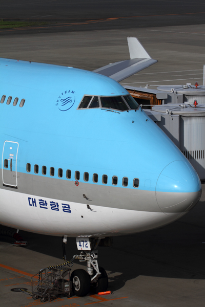 KOREAN AIR BOEING 747 400 NRT RF IMG_6872.jpg