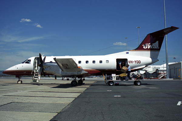 GREAT WESTERN EMBRAER 120 PER RF 1452 32.jpg