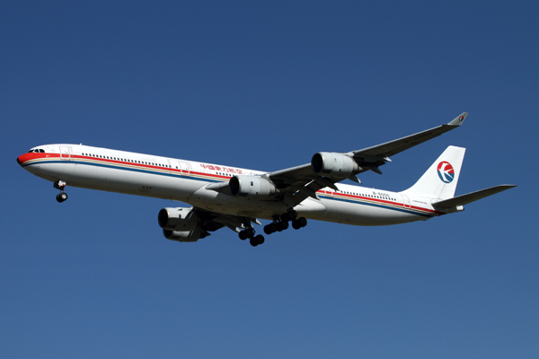 CHINA EASTERN AIRBUS A340 600 MEL RF IMG_8068.jpg