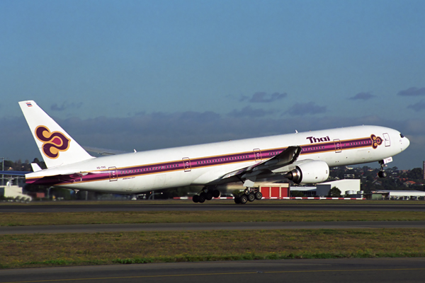 THAI BOEING 777 300 SYD RF 1574 31.jpg