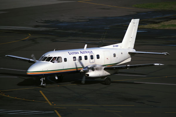 EASTERN AUSTRALIA EMBRAER 110 SYD RF 665 35.jpg