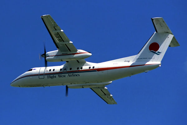 FLIGHT WEST DASH 8 100 BNE RF 494 26.jpg