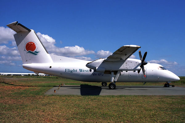 FLIGHT WEST DASH 8 100 BNE RF 1129 11.jpg