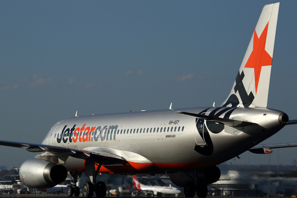 JETSTAR AIRBUS A320 SYD RF 5K5A1089.jpg