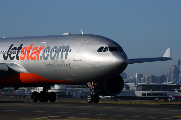 JETSTAR AIRBUS A330 200 SYD RF 5K5A1123.jpg