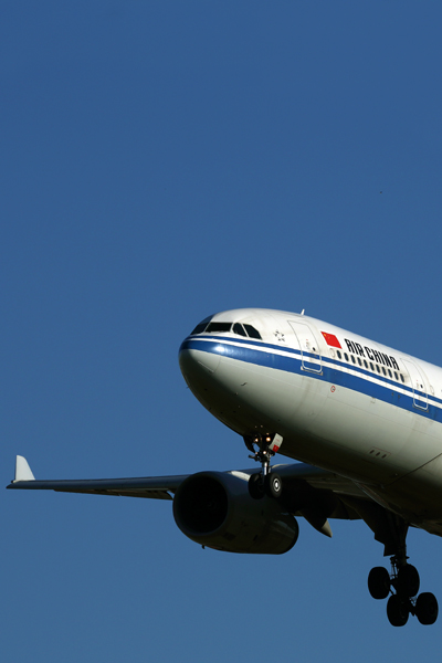 AIR CHINA AIRBUS A330 200 SYD RF 5K5A1276.jpg