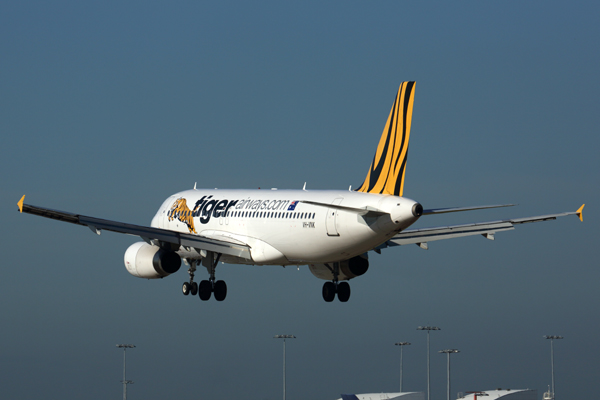 TIGER AIRWAYS AIRBUS A320 SYD RF 5K5A1274.jpg