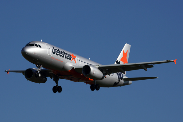 JETSTAR AIRBUS A320 SYD RF 5K5A1333.jpg