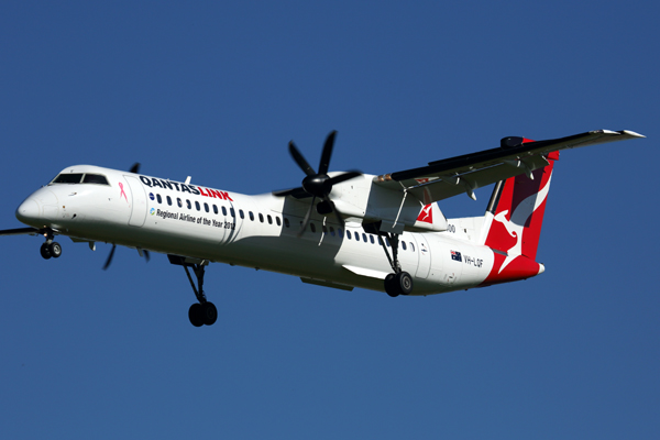 QANTAS LINK DASH 8 400 SYD RF 5K5A1362.jpg