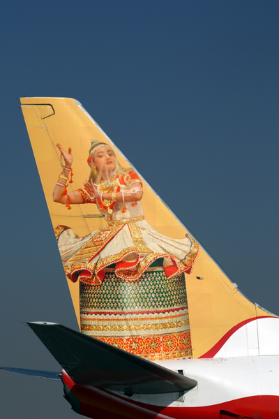 AIR INDIA EXPRESS BOEING 737 800 DXB RF 5K5A0105.jpg