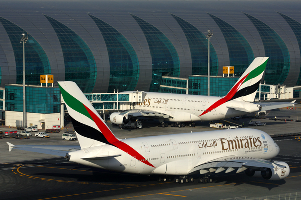 EMIRATES AIRBUS A380S DXB RF 5K5A0100.jpg