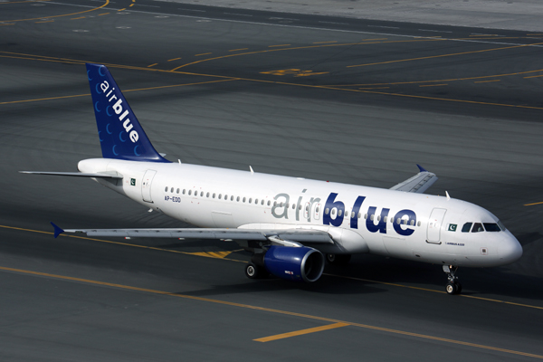 AIR BLUE AIRBUS A320 DXB RF 5K5A9697.jpg
