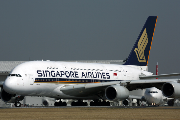 SINGAPORE AIRLINES AIRBUS A380 NRT RF 5K5A9376.jpg
