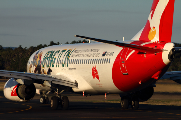 QANTAS BOEING 737 800 HBA RF IMG_9473.jpg