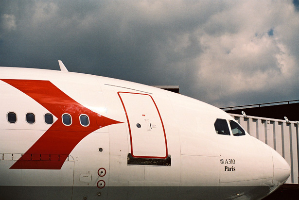 AUSTRIAN A310 300 JFK RF 432 3