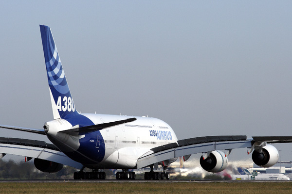 AIRBUS A380 SYD RF IMG_7997 .jpg