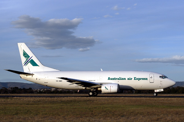 AUSTRALIAN AIR EXPRESS BOEING 737 300 F HBA RF IMG_8302 .jpg
