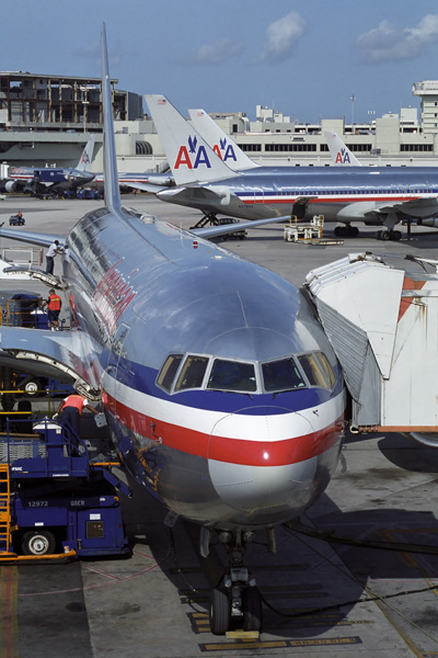 AMERICAN AIRCRAFT MIA RF 1744 28