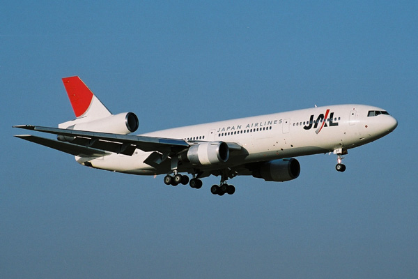 JAL DC10 NRT RF 1825 23.jpg