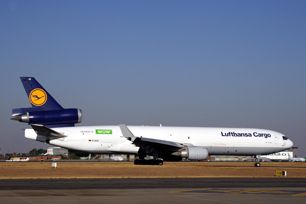 LUFTHANSA CARGO MD11F JNB RF IMG 1449