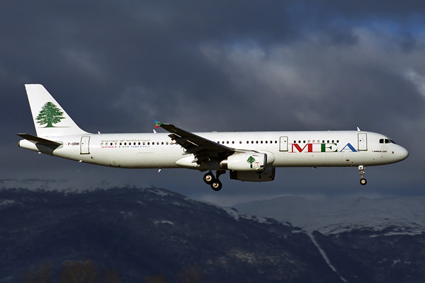 MEA AIRBUS A321 GVA RF 1802 10.jpg