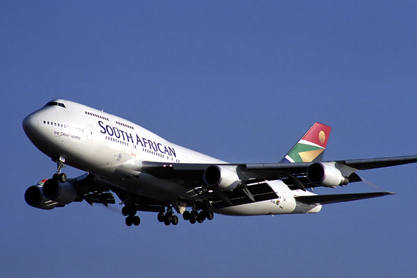 SOUTH AFRICAN BOEING 747 400 JNB RF 1714 34.jpg