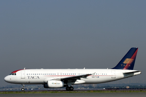 TACA AIRBUS A320 JFK RF IMG_0957 .jpg