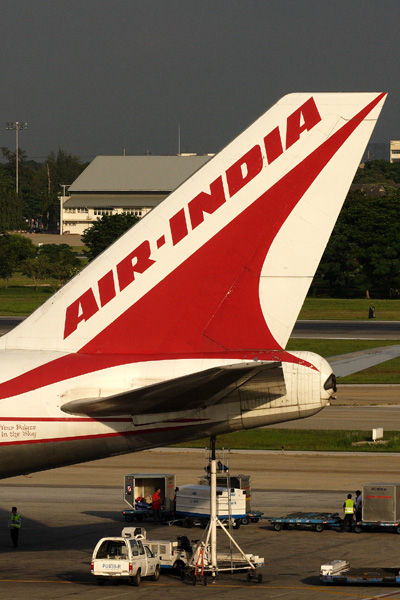 AIR INDIA BOEING 747 300 BKK RF IMG_2668 .jpg