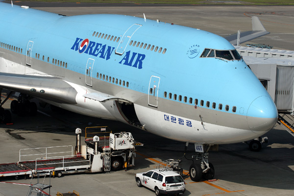 KOREAN AIR BOEING 747 400 NRT RF IMG_1713 jpg.jpg
