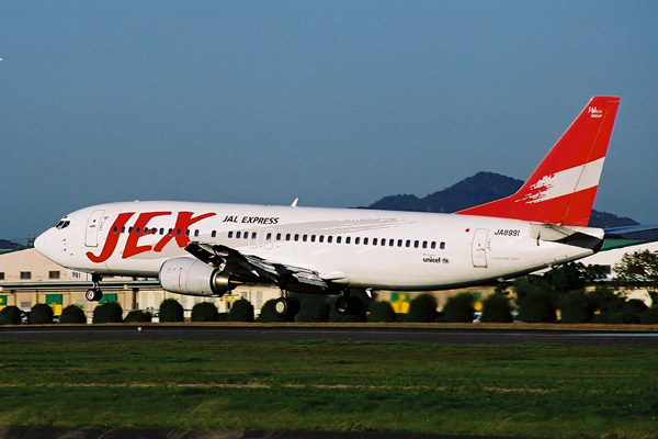 JAL EXPRESS BOEING 737 400 NGO RF 99.jpg