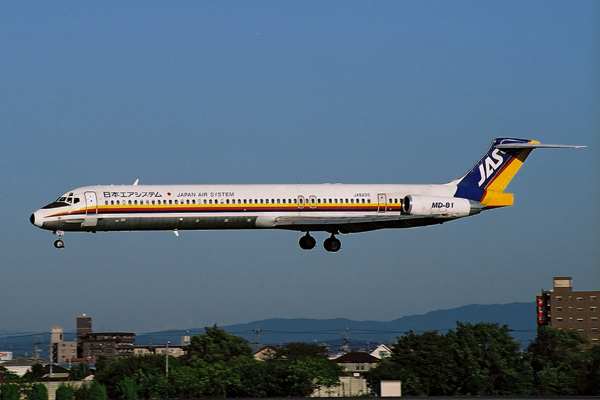 JAPAN AIR SYSTEM MD81 NGO RF 98.jpg