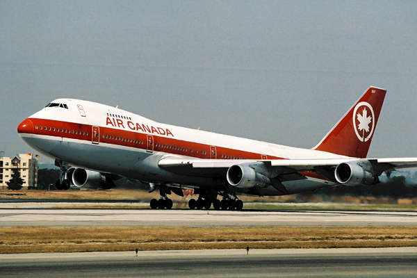 AIR CANADA BOEING 747 200 RF.jpg