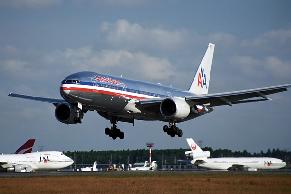 AMERICAN BOEING 777 200 NRT RF 1430 10.jpg