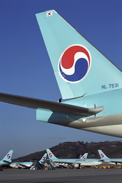 KOREAN AIR TAILS GMP RF 1444 30.jpg