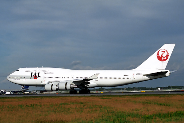 JAPAN AIR LINES BOEING 747 400 NRT RF 1429 4.jpg
