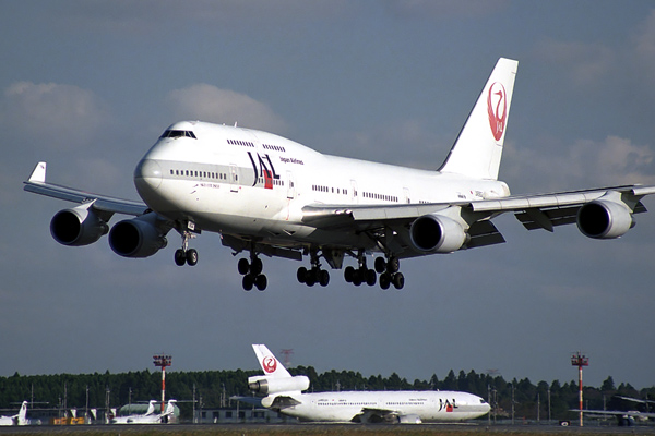 JAPAN AIR LINES BOEING 747 400 NRT RF 1430 20.jpg