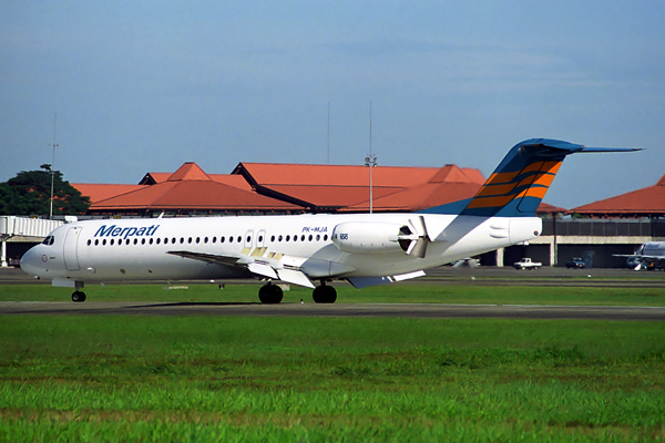 MERPATI FOKKER 100 CGK RF 778 26.jpg