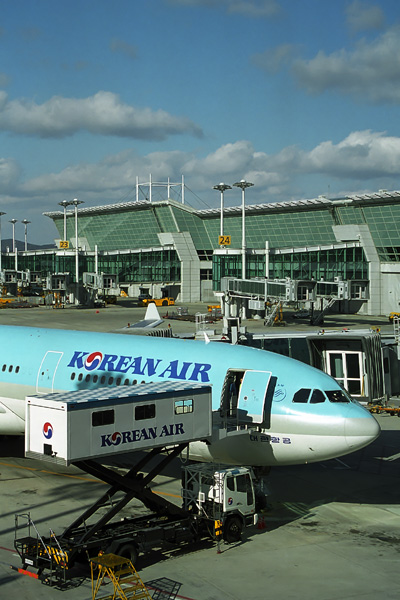 KOREAN AIR AIRBUS A300 600R ICN RF 1685 28.jpg